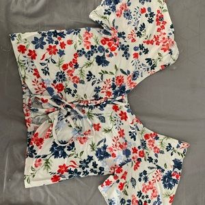 Cute blouse boutique